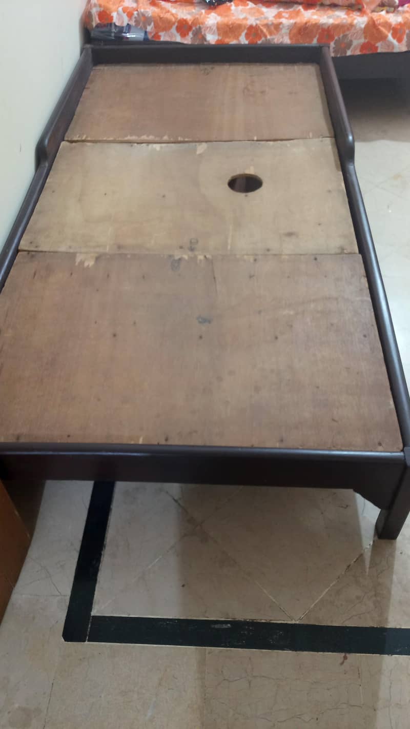 solid wood bed 1