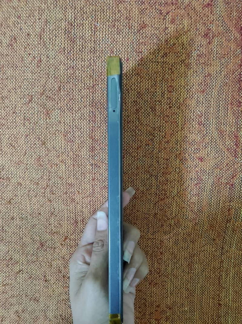 Realme Note 60x 2