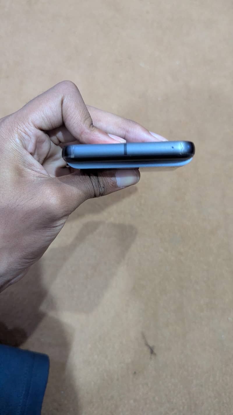 Google Pixel 8 2