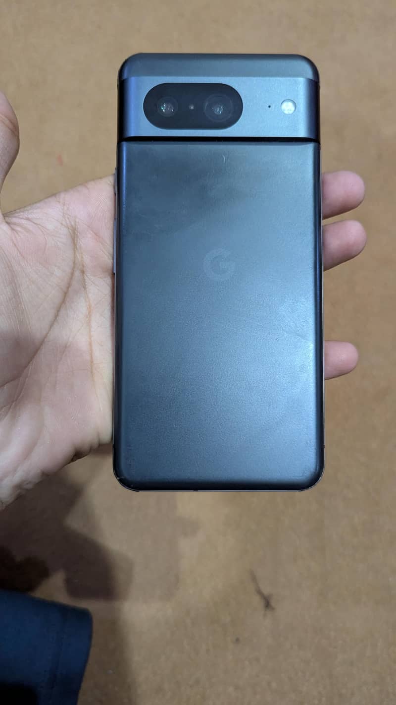 Google Pixel 8 6