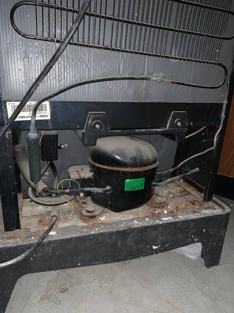 Refrigerator 1