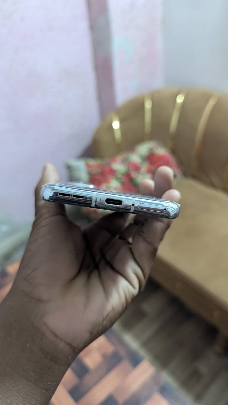 One Plus 9 Pro 1
