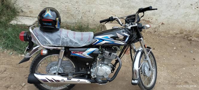 2025 model bike all original condition ha 10 by 10  condition all ok