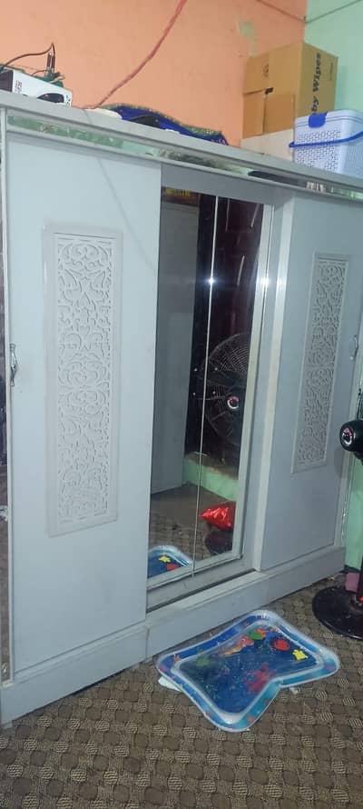 3 door Almirah