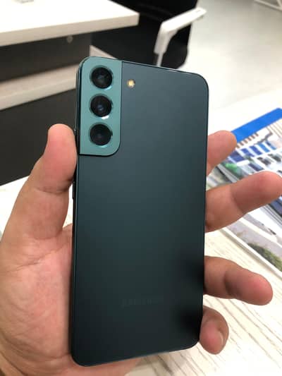 Samsung Mobile S22 Plus