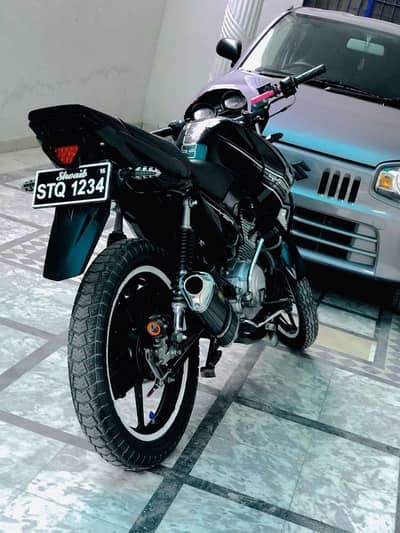 Yamaha YBR 125 One Hand Used, Sialkot
