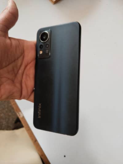 Infinix Hot 11s