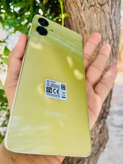 Samsung Mobile A06