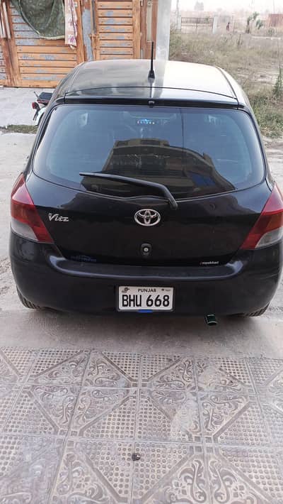 Toyota Vitz 2012