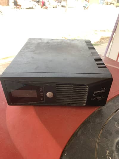 HOMAGE UPS 1000 W