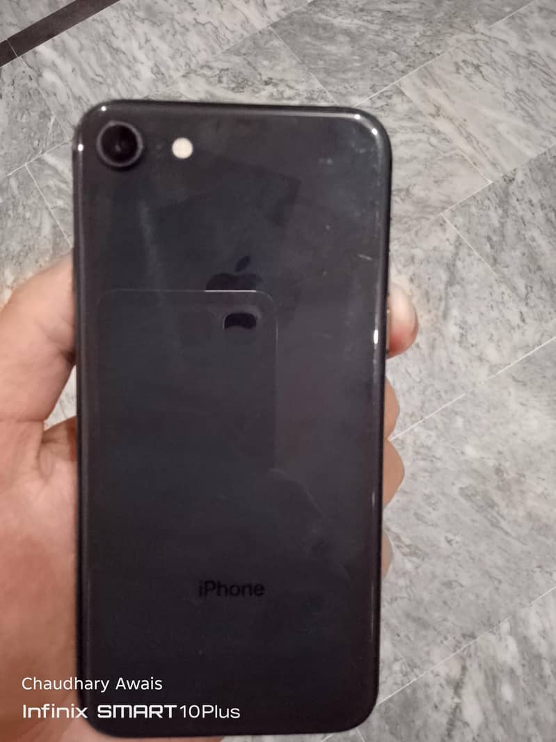 Apple iPhone 8 2