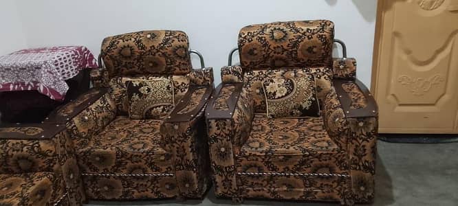5 seater sofa Available