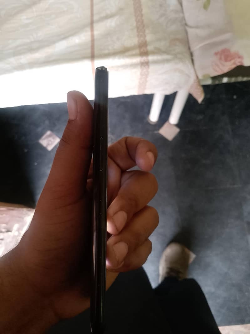 One Plus 6T 3