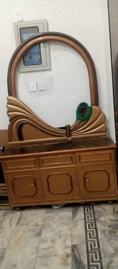 Dressing table used made by heavy wood