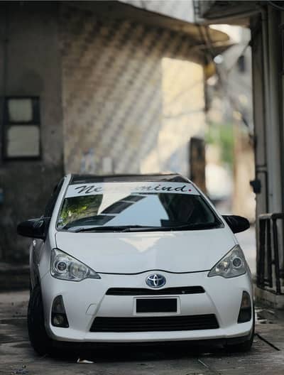 Toyota Aqua 2013