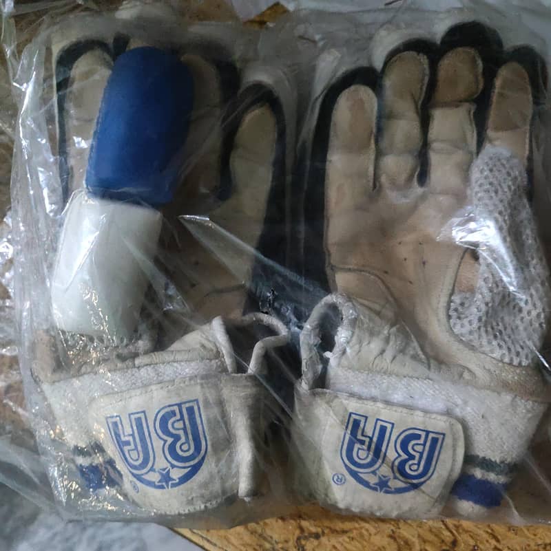 cricket kit 9