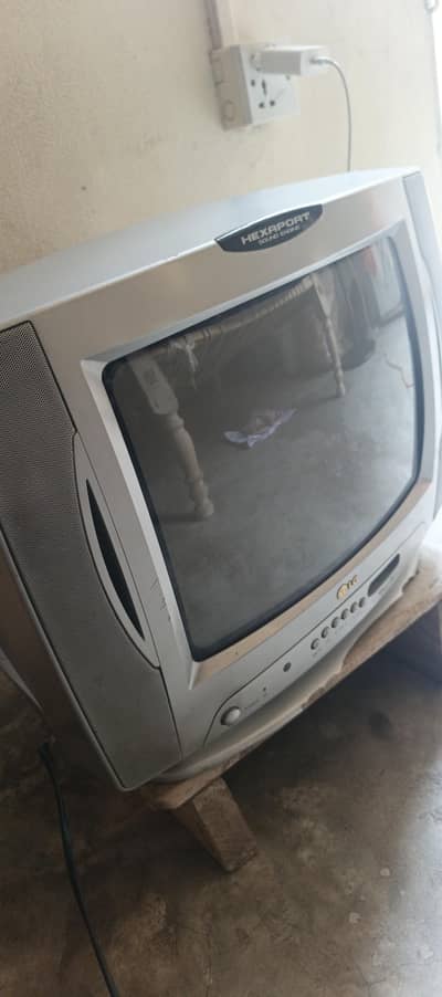 LG Hexaport Sound Engine CRT TV - Original Branded - Perfect Working