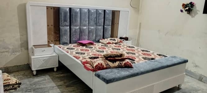 White Color Complete Bedroom Set for Sale