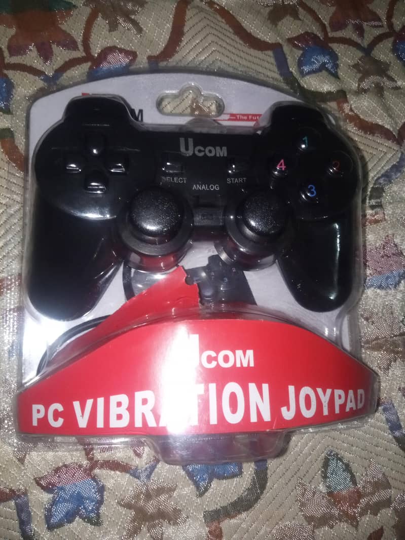 Ucom PC Gaming Controller. 0