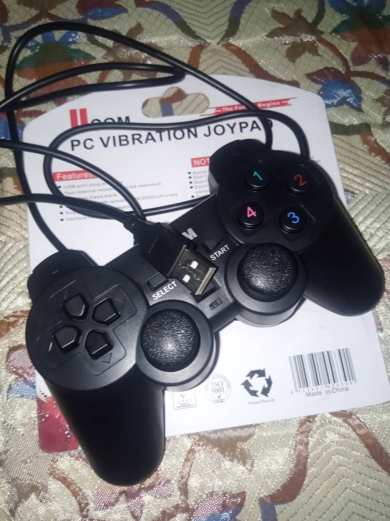 Ucom PC Gaming Controller. 2