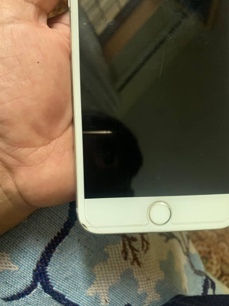 Apple iPhone 7 Plus 5