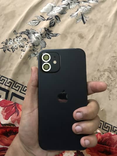 Apple iPhone 12