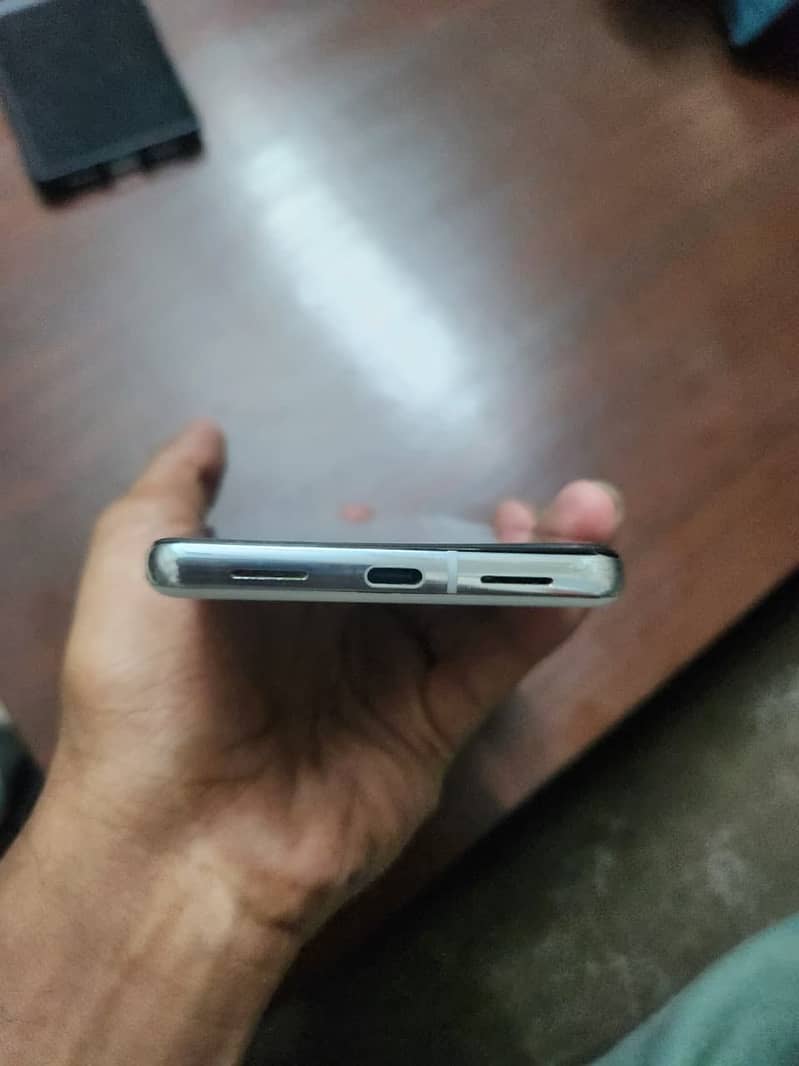 Google Pixel 7 Pro 6