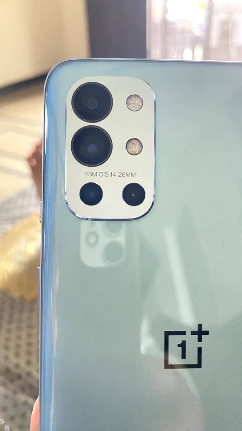 One Plus 9R 0