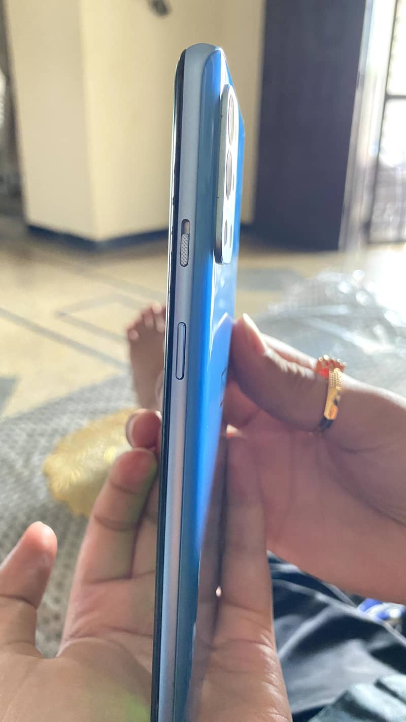 One Plus 9R 5