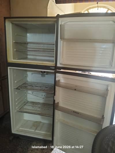 Dawlance fridge