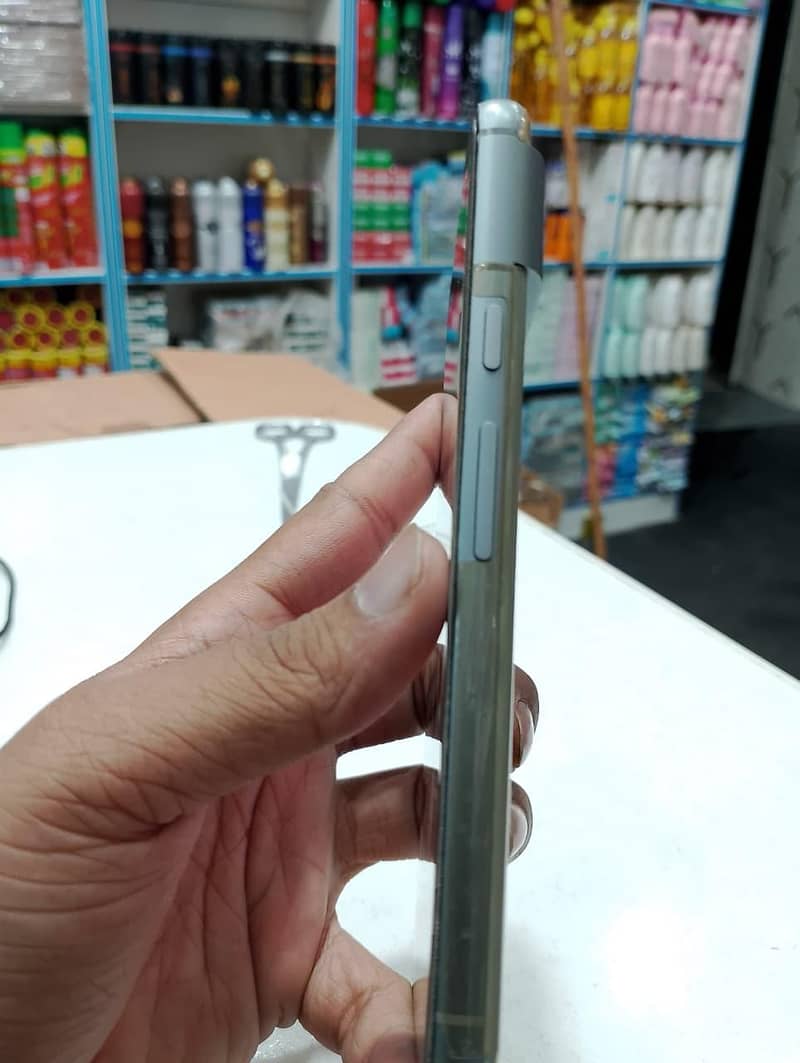 Google Pixel 8 8