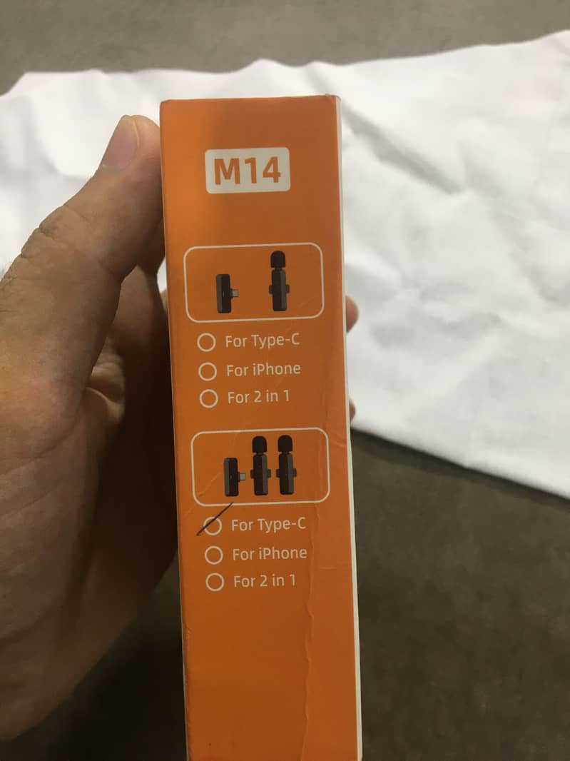 Wireless microphone 0