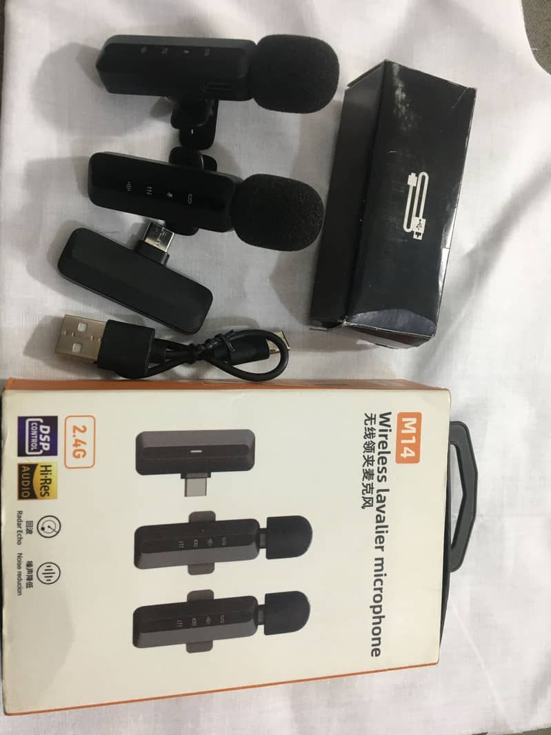 Wireless microphone 7