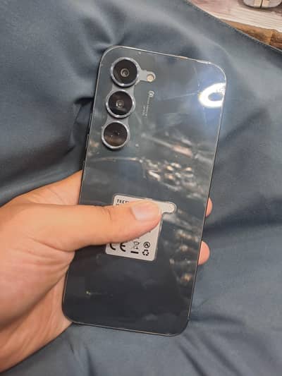 Tecno spark 40 pro