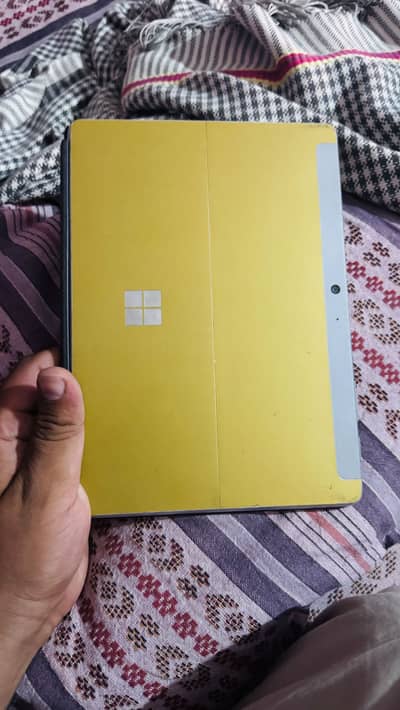 Microsoft surface go 2