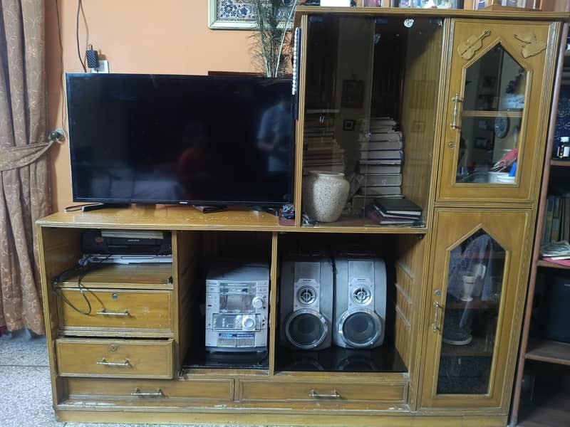 Tv console 0