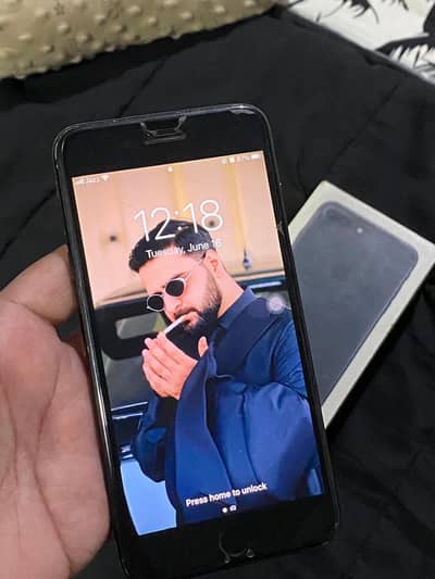 Apple iPhone 7 Plus 128gb with box Battery Change