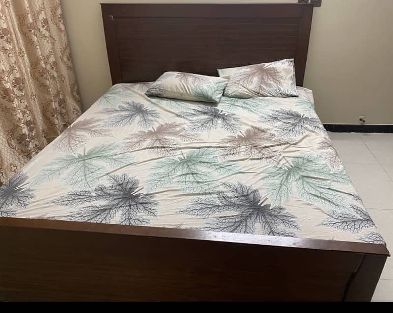 Double bed master 1
