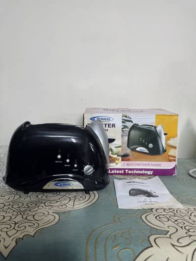 Toaster Brand New Original Waves