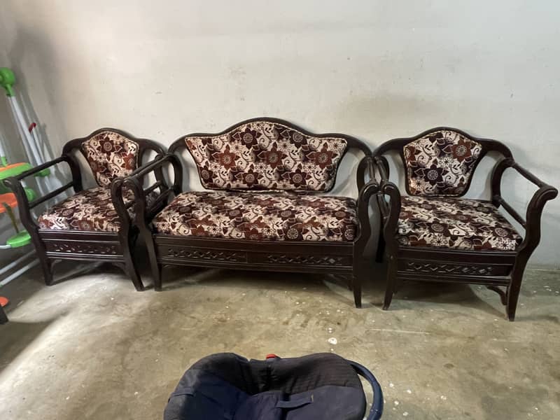 Sofa set 0