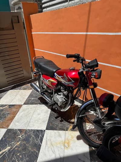 Total geniun honda 125  2020 model
