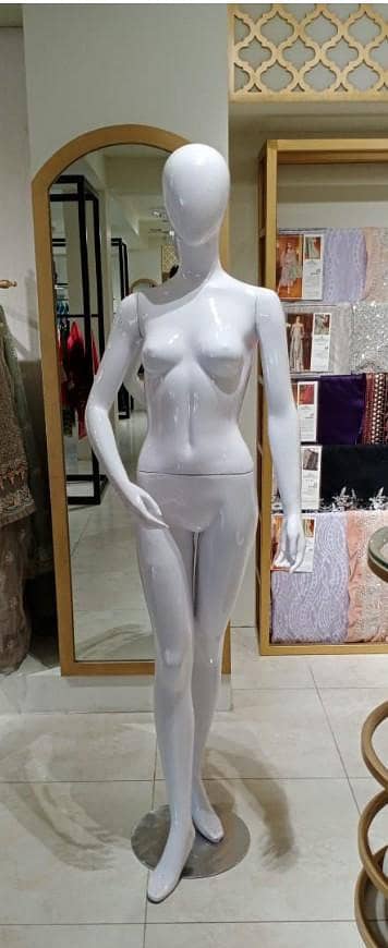 mannequin female dummy
