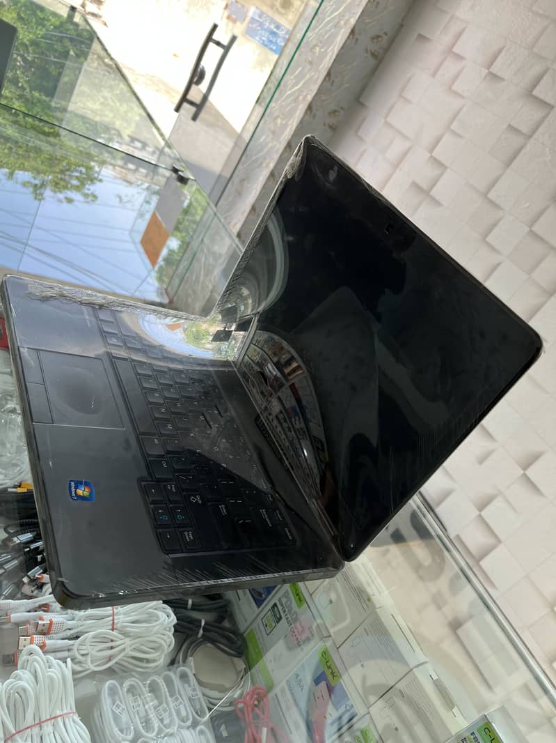 Laptop 4