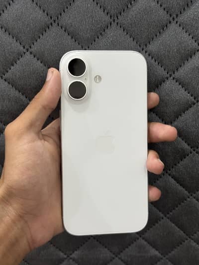 Apple iPhone 17