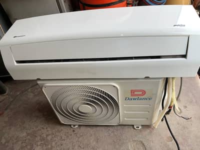 Ac for Sale Dawlance DC inverter 1.5 ton Good Condition