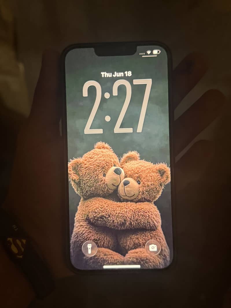 iPhone 13 3