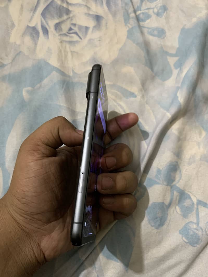Google Pixel 8 1