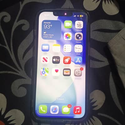 Apple iPhone 13