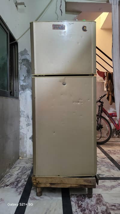 pel company ka refrigerator ha