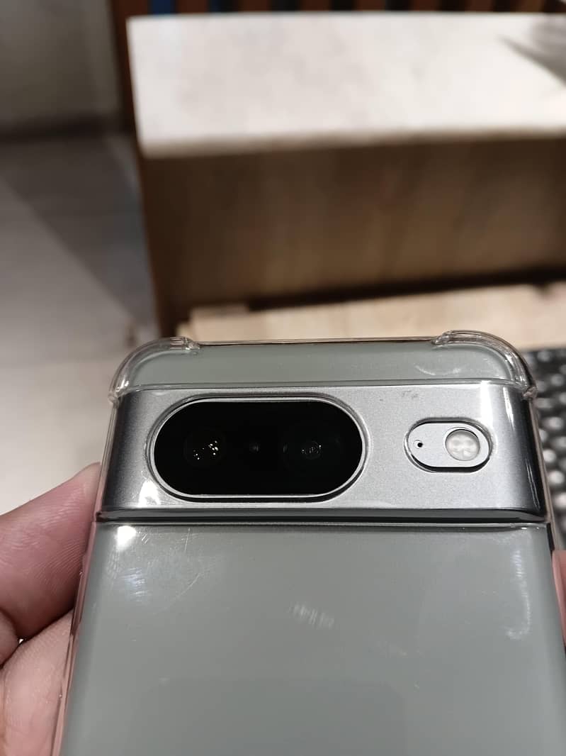 Google Pixel 8 5